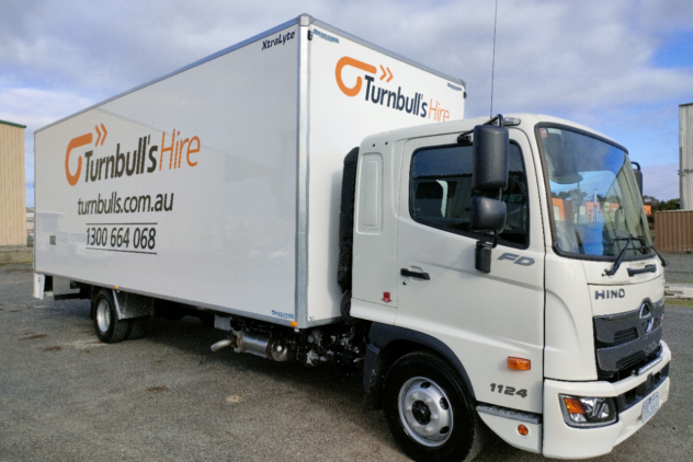 (FKAR)  7.1 MT FURNITURE TRUCK