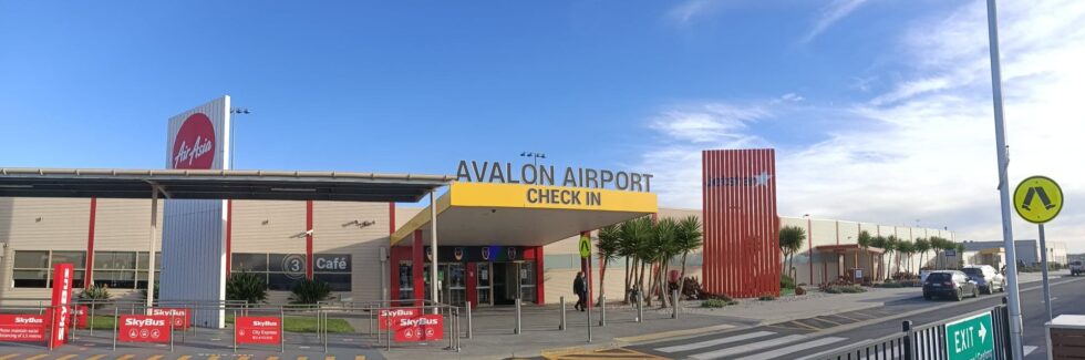 Avalon Airport Counter