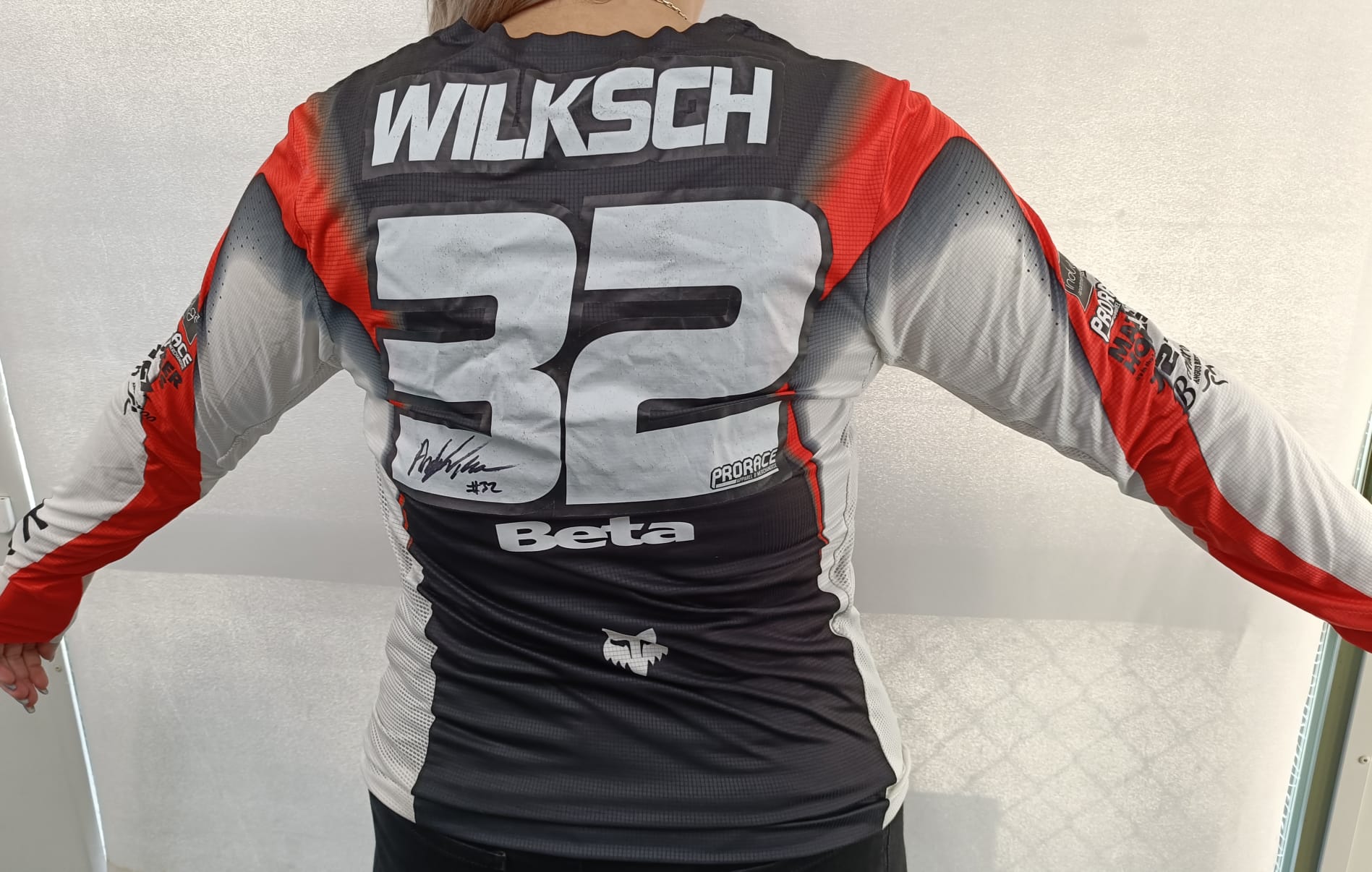 LOT 15 -Signed Andy Wilksch Jersey 